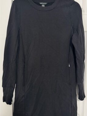 Athleta Black Long-Sleeve Crewneck Tunic Sweatshirt Dress